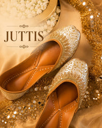 CASUAL JUTTIES