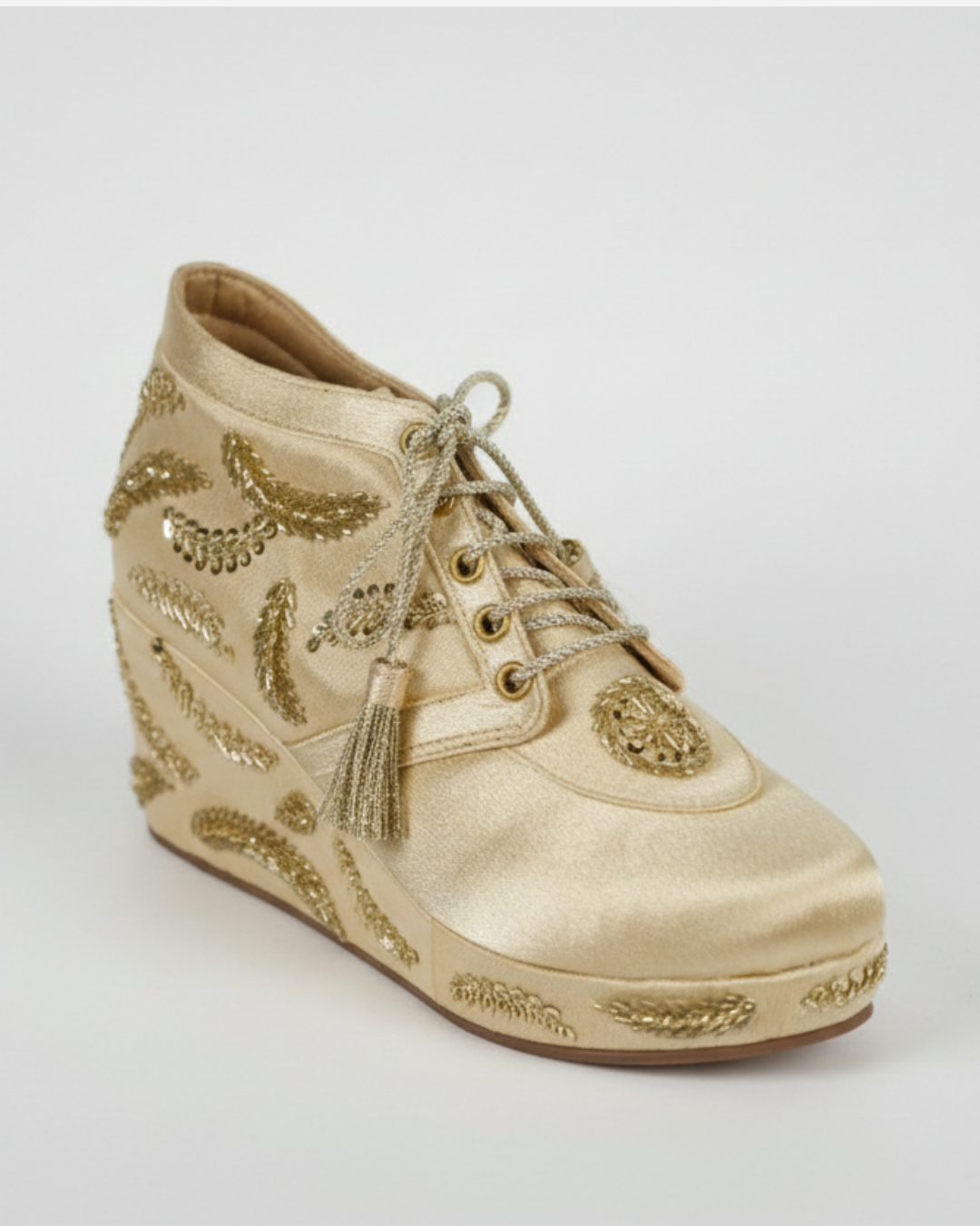 Royal Golden Gleam Wedge