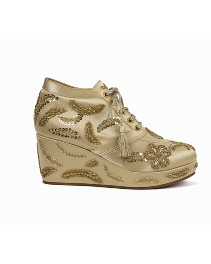 Royal Golden Gleam Wedge