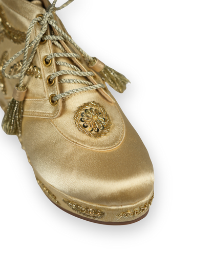 Royal Golden Gleam Wedge