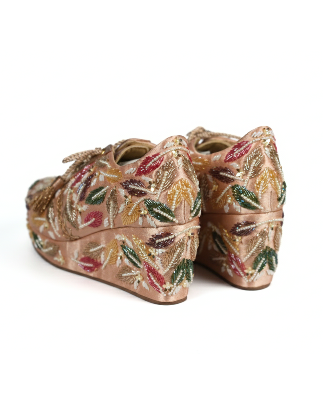 Amber leaf Embroidered Wedge Sneaker