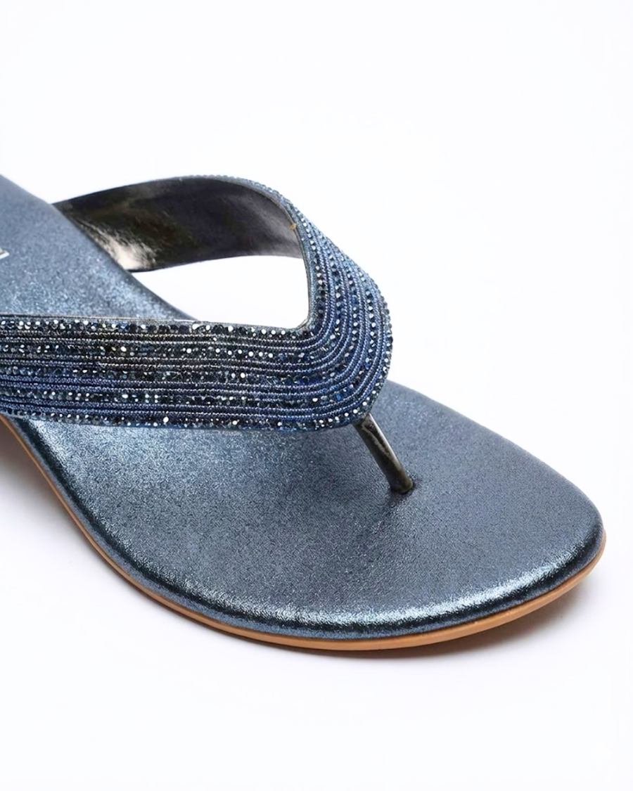 V-LUXE