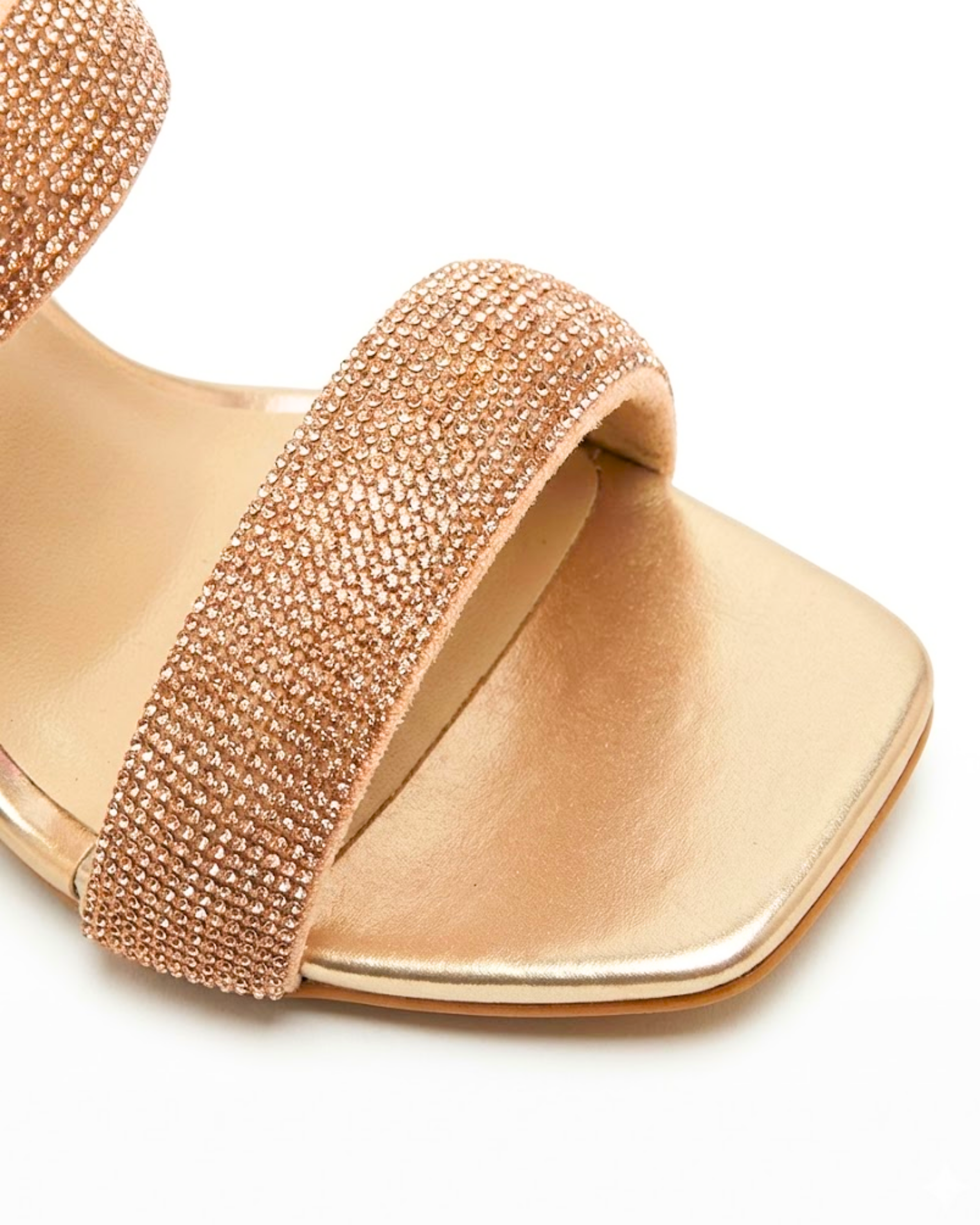 GLOW HEELS