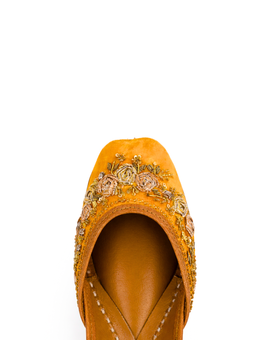 AURUM
