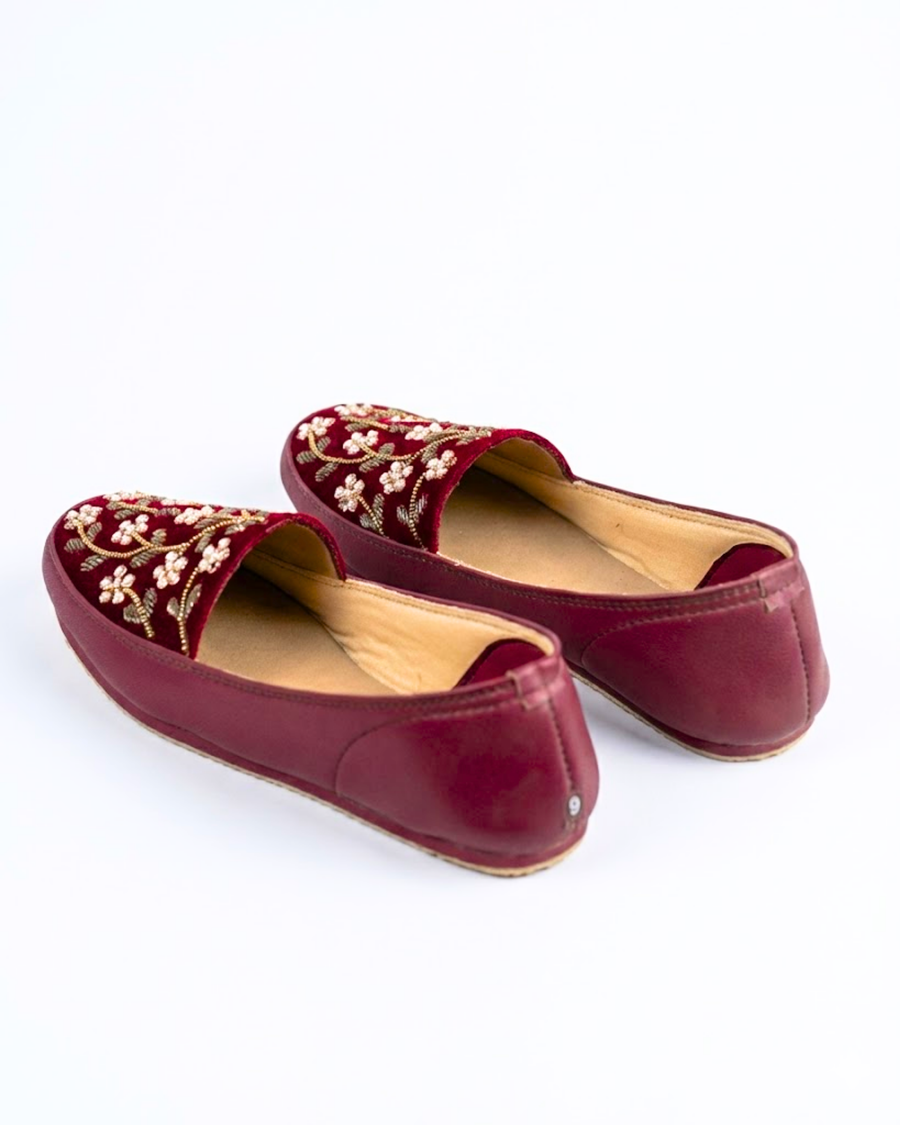 CRIMSON LUXE