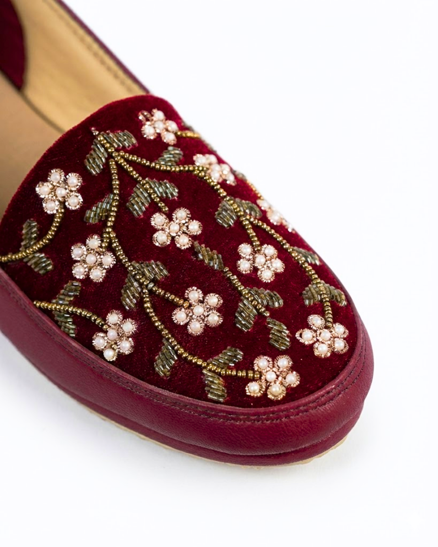 CRIMSON LUXE